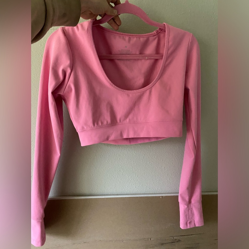 NWOT Agent 84Barbie Blank workout crop top